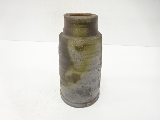 JAPANESE CERAMICS / BIZEN WARE FLOWER VASE / ARTISAN WORK